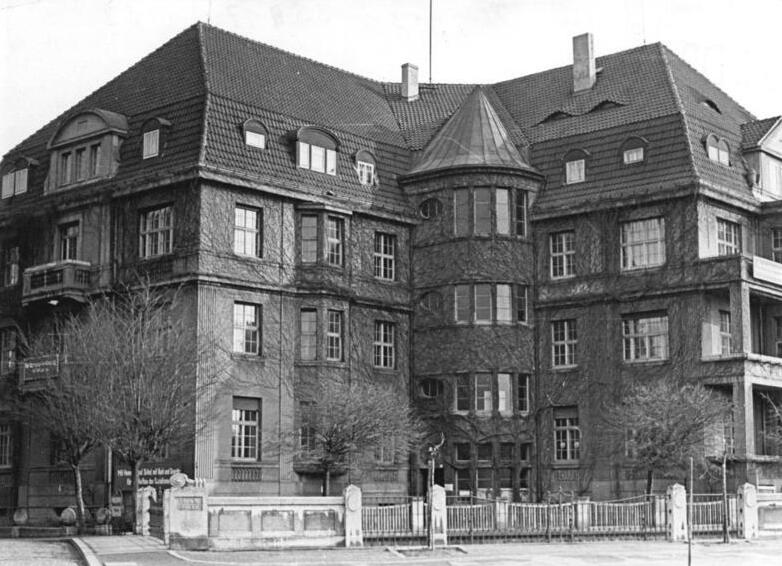 Foto: Hauptgebäude der Leipziger Journalistik